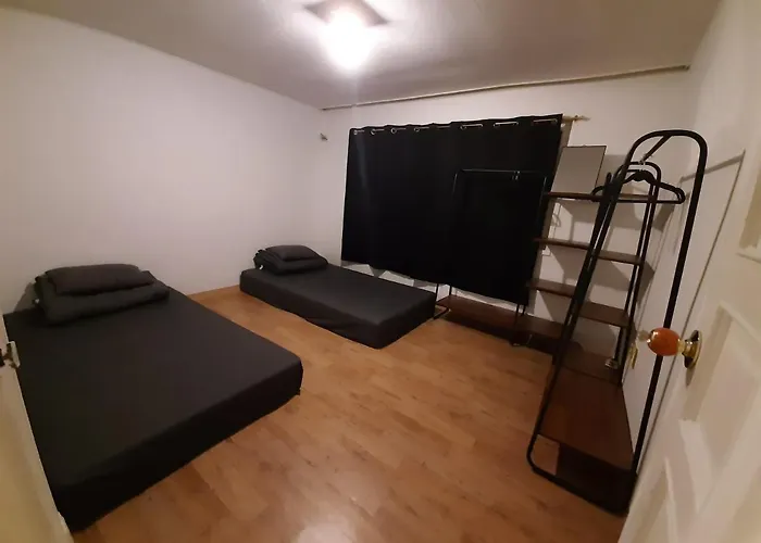 Ty Guesthouse Room 102